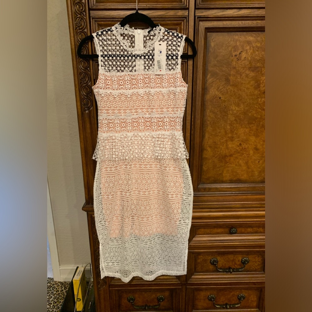 French Connection White Lace Dress  Size 4 NWT